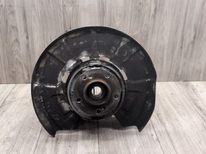 2015-2019 BMW X6 Black Rear Right Wheel Carrier (Used OEM)