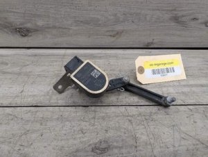 2011-2017 BMW 528i White Rear Suspension Ride Height Level Sensor (Used OEM)