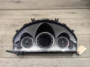 2013-2014 Mercedes-Benz E500 Instrument Cluster (Used OEM)