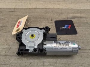 2019-2024 BMW X4 Panoramic Sunroof Sunshade Motor (Used OEM)