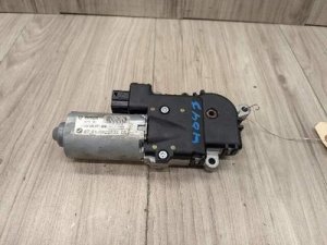 2004-2010 BMW 528i White Sunroof Motor (Used OEM)