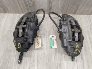 2012-2016 BMW 328i Black Front Brake Caliper Set (Left and Right) (Used OEM)