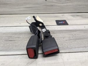 2019-2026 BMW 320i Red Right Double Seat Belt Buckle - Rear (Used OEM)