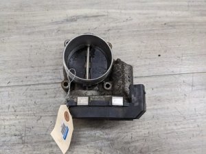 2010-2018 BMW X5 Black Throttle Body Assembly (Used OEM)