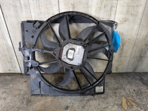 2009-2013 BMW 335i xDrive Engine Radiator Cooling Fan Assembly, 600W (Used OEM)