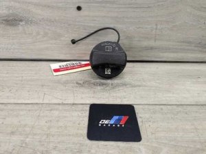 2016-2022 BMW X1 Black Fuel Tank Filler Cap (Used OEM)