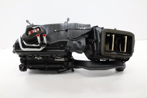 2019-2025 Lamborghini Urus HVAC Heater and Blower Housing Assembly (Used OEM)
