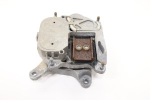 2018-2024 Volkswagen Touareg Transmission Mount Support Bracket (Used OEM)