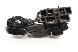 2020-2023 Mercedes-Benz CLA250 HVAC Heater and Blower Housing Assembly (Used OEM)