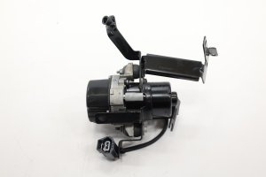 2020-2025 Chrysler Voyager Power Brake Booster Vacuum Pump with Bracket (Used OEM)