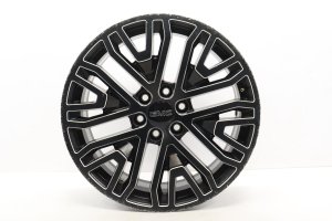 2019-2026 Chevrolet Silverado 1500 Black 22x9 6-Spoke Machined Black Alloy Wheel (Used OEM)