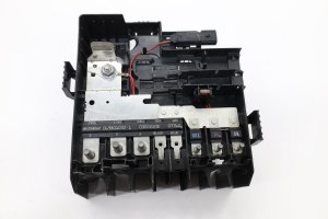 2019-2024 Chevrolet Silverado 1500 Battery Terminal Junction Fuse Block (Used OEM)