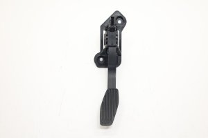 2021-2024 Chevrolet Suburban Accelerator Pedal Assembly (Used OEM)