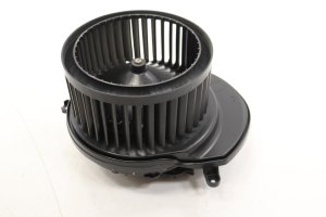 2019-2025 Chevrolet Silverado 1500 HVAC Blower Motor with Control Module (Used OEM)