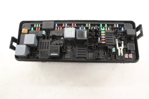2018-2022 Land Rover Range Rover Sport Cabin Fuse Relay Junction Box (Used OEM)