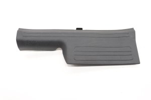 2021-2026 Kia Sorento Door Sill Plate Trim - Rear (Used OEM)