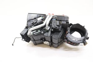 2018-2025 Volkswagen Atlas HVAC Heater and Blower Housing - Rear (Used OEM)