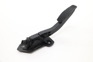 2019 GMC Sierra 1500 Accelerator Pedal Assembly (Used OEM)