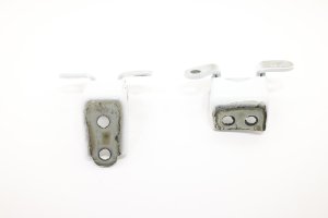2019-2025 Honda Passport White Door Hinge Set - Rear, Right (Passenger) (Used OEM)