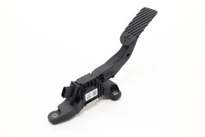 2022-2024 Hyundai Ioniq 5 Accelerator Pedal Assembly with Throttle Travel Sensor (Used OEM)