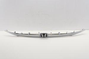 2018-2020 Honda Odyssey Liftgate Finish Trim Cover Panel - Rear (Used OEM)