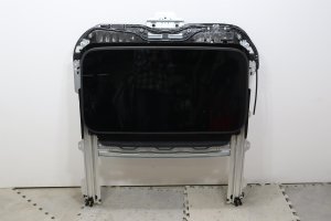 2019-2022 Honda Passport Gray Sunroof Frame and Glass Assembly (Used OEM)