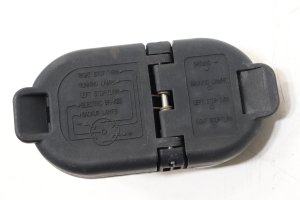2021-2024 Toyota Sienna Center Console USB Power Charging Port (Used OEM)