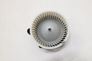 2019-2021 Kia Sedona HVAC Blower Motor - Front (Used OEM)