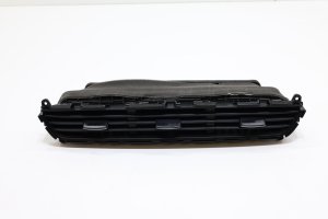2020-2022 Kia Telluride Dashboard Air Vent Grille - Front (Used OEM)