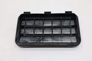 2020-2025 Kia Telluride Interior Quarter Air Vent Grille - Rear (Used OEM)