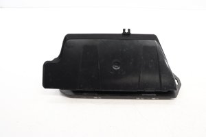 2019-2025 Volvo XC40 Engine Air Intake Resonator Tube - Front (Used OEM)