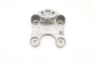 2019-2026 Chevrolet Silverado 1500 Engine Mount Bracket Support (Used OEM)