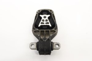 2017-2019 INFINITI QX30 Lower Frame Engine Mount (Used OEM)