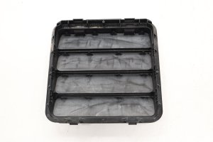 2021-2026 Jeep Grand Cherokee Quarter Air Vent Grille - Rear (Used OEM)