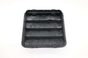 2021-2026 Jeep Grand Cherokee Interior Quarter Air Vent Grille - Rear (Used OEM)