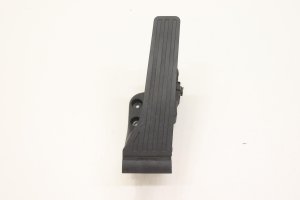 2017-2019 Mercedes-Benz E350 Accelerator Pedal Assembly with Throttle Sensor (Used OEM)