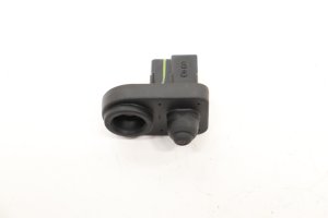 2019 Nissan Altima Wireless Charger Control Module - Rear (Used OEM)
