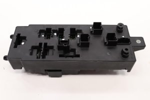 2016-2017 Land Rover Range Rover Sport Cabin Fuse Box (Used OEM)