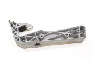 2017-2023 BMW 530e Transmission Crossmember Mount Bracket (Used OEM)