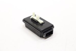 2017-2023 Jaguar XE USB Repeater Socket Control Module (Used OEM)