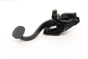2015-2021 BMW 228i Brake Pedal Assembly with Sensor and Bracket (Used OEM)