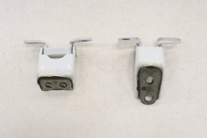 2019-2025 Honda Passport White Door Upper and Lower Hinge Set - Rear, Left (Driver) (Used OEM)
