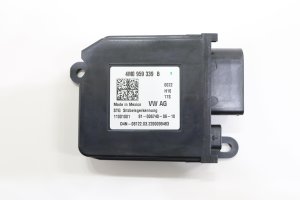 2022-2025 Volkswagen Golf R Heated Seat Control Module - Front (Used OEM)
