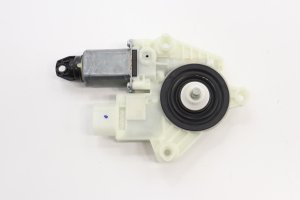 2018-2023 BMW 530e Power Window Motor - Rear, Right (Passenger) (Used OEM)
