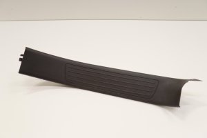 2012-2015 Mercedes-Benz ML500 Front Door Sill Kick Panel - Rear, Right (Passenger) (Used OEM)