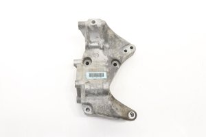 2018-2021 Volvo XC60 Drive Belt Idler Pulley Mount Bracket (Used OEM)