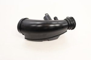 2018-2023 BMW 530e Intercooler Intake Tube Pipe (Used OEM)