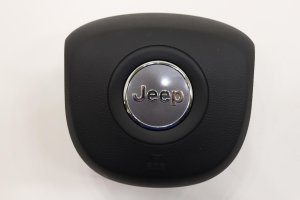 2019-2022 Jeep Grand Cherokee Steering Wheel Air Bag - Left (Driver) (Used OEM)