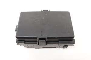 2017-2023 Chrysler Pacifica Engine Fuse Box Power Distribution Module (Used OEM)