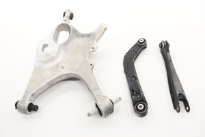 2018-2022 Volvo XC60 Lower Control Arm Set - Rear (Used OEM)